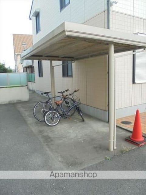 和歌山県和歌山市本脇[2LDK/46.8m2]の共用部1