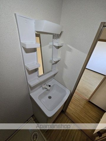 クレセント三ツ木の内装写真
