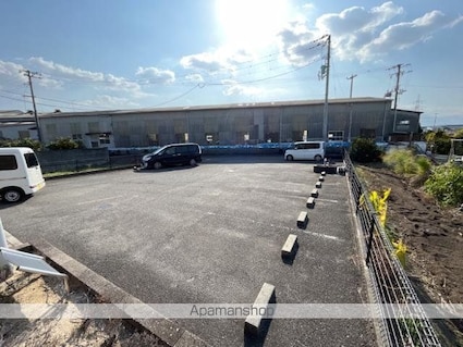 イーストリバー[1K/29.75m2]の外観3