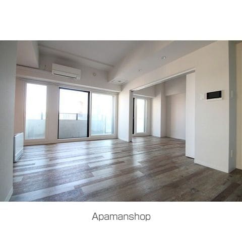 MODENA SIANの内装写真