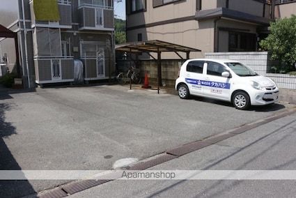 フィリアハウス[1K/18.5m2]の駐車場1