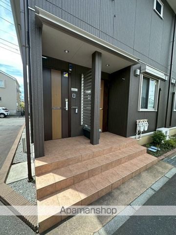 エクセルパークIIの玄関写真