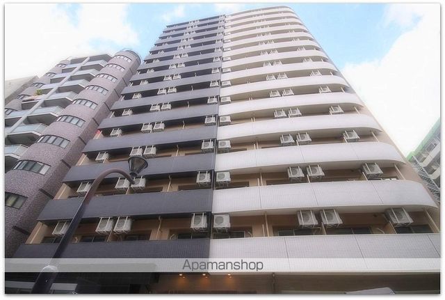 SERENITE本町REFLETの外観写真