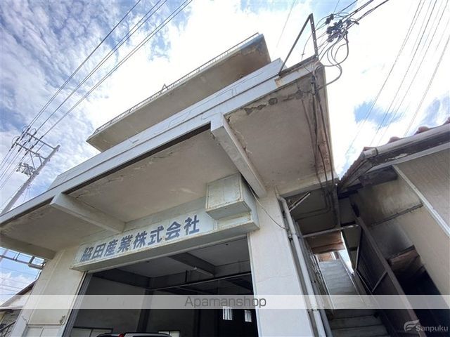 脇田アパートの外観写真