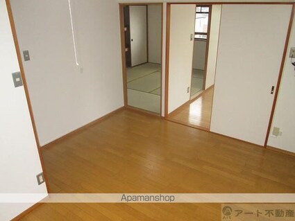 シェール道後[3LDK/57.6m2]の内装2