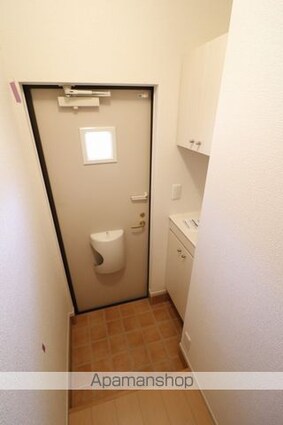 シャンフォレ[1R/32.5m2]の玄関