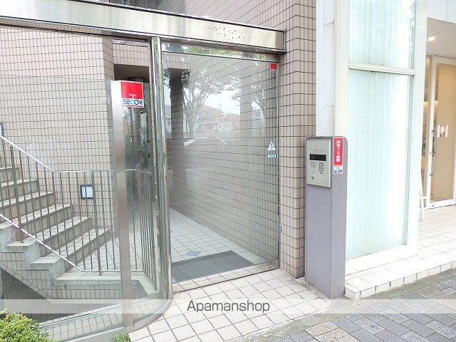 阪急電鉄神戸線 武庫之荘駅 徒歩1分 9階建 築31年の玄関写真