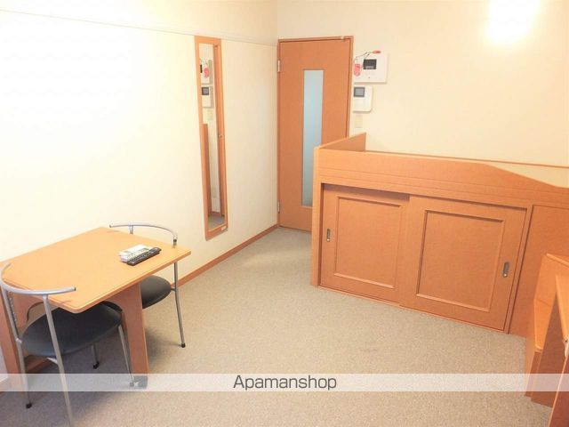 レオパレスウエストTOKUMAの内装写真