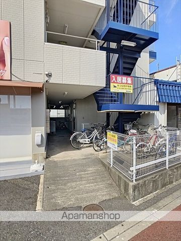 メゾン奥田南の玄関写真