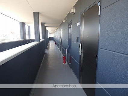 愛媛県今治市石井町２丁目[1LDK/35.7m2]のエントランス2