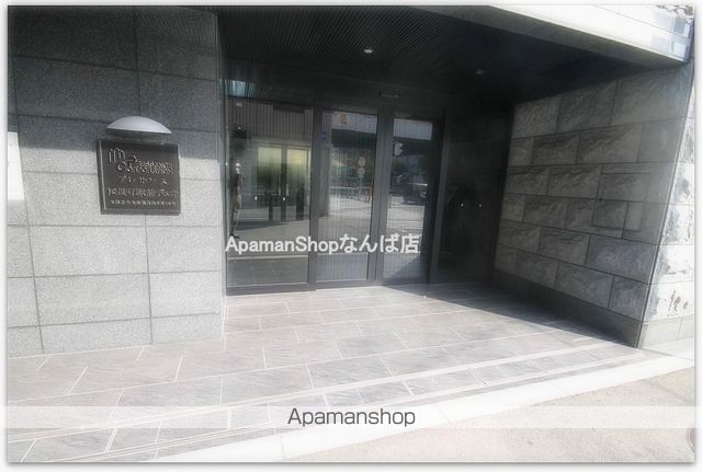 プレサンス松屋町駅前デュオの玄関写真