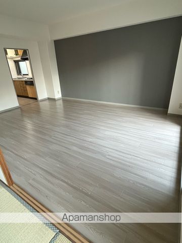 メイプルコート諏訪森の内装写真