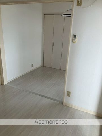 オリーブコート三吉2の内装写真