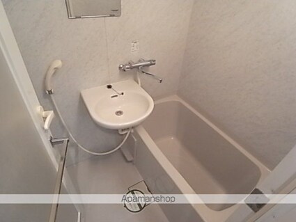 東京都中央区東日本橋２丁目[1K/24.99m2]のバス