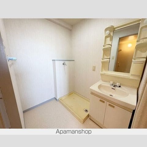 ロイヤルマンションHAMADAの内装写真