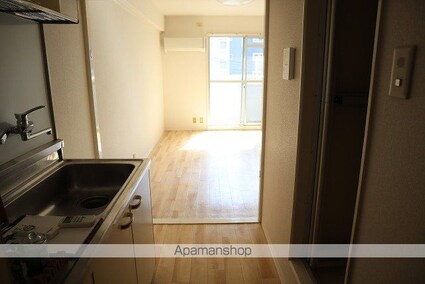 ロイヤルステイ[1R/22.06m2]の玄関