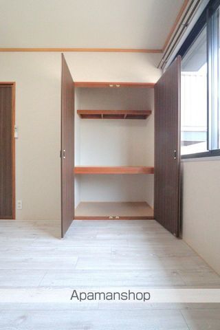 プレジール4丁目IIの内装写真