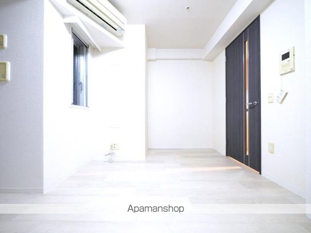 RASIS 大山山手通りの内装写真