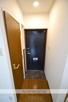 岡山県岡山市北区田中[1DK/33.54m2]の玄関
