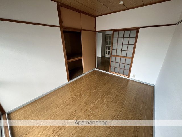 平島ハイツの内装写真