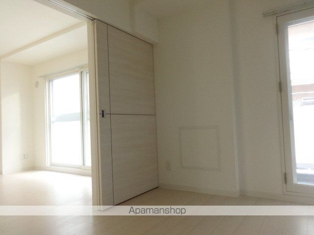 モルティーニ宮の森の内装写真