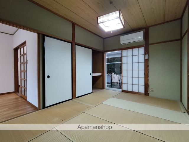栗田150−7の内装写真
