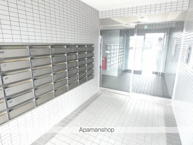 ルミエールハイツ南栄の玄関写真