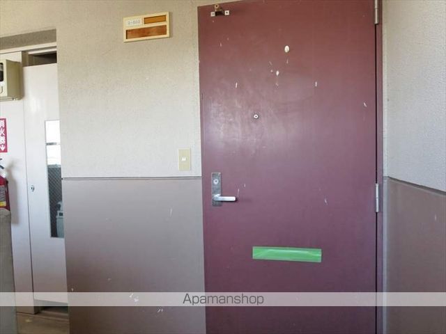 ビレッジハウス小千谷2号棟の玄関写真