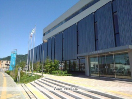 グランシャリオ千曲Ａ[2LDK/60.06m2]の周辺6