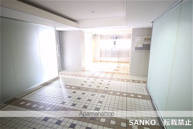 ビッグパレス北14条の玄関写真