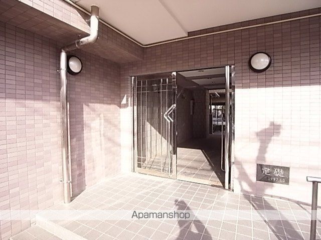 プレミール西宮の玄関写真