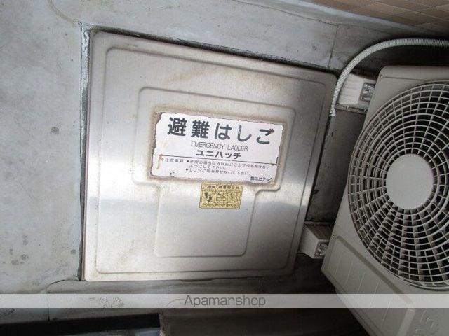 メゾンフロ-ラ市川の内装写真