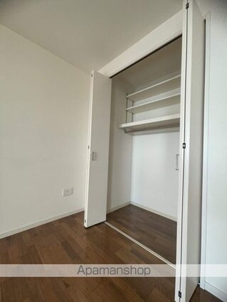 広島ガーデンシティ白島城北ウエストタワー[2SLDK/72.43m2]の共用部4