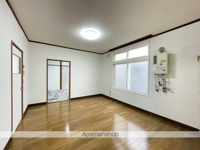 ホワイトハイツの内装写真