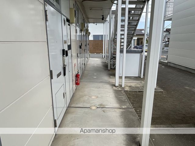レオパレスフランボワーズ Aの内装写真