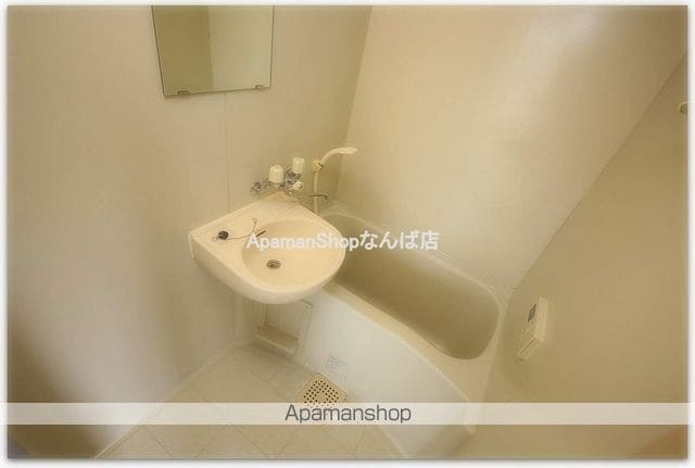 リーガル弁天町の内装写真