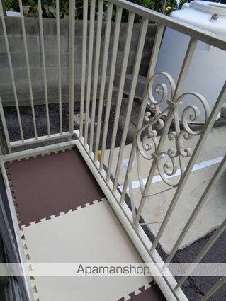 和歌山県和歌山市小雑賀[2K/34.65m2]のバルコニー
