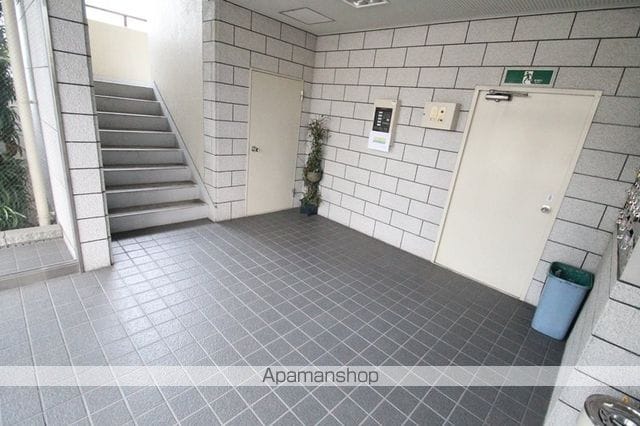 ロイヤルコート花菱の玄関写真
