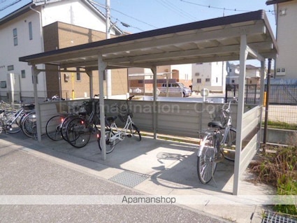 クレストビレッジⅡ[2LDK/59.62m2]の共用部1