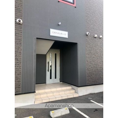 ORNIS南ヶ丘の玄関写真
