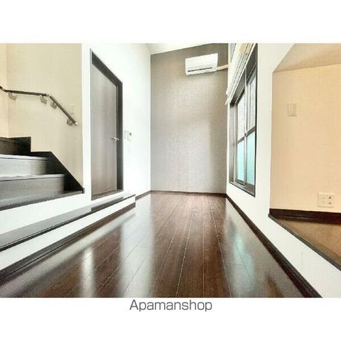 I・ROOM並木の玄関写真