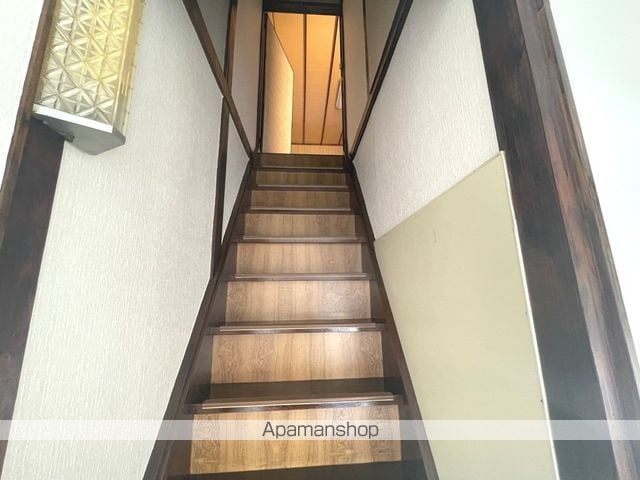 寝屋川市 2階建 築47年の内装写真