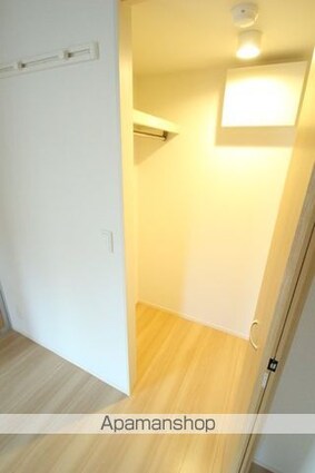 ＣＲＥＳＣＥＮＴＥ経堂（クレシェンテ）　壱番館[1LDK/43.52m2]の収納
