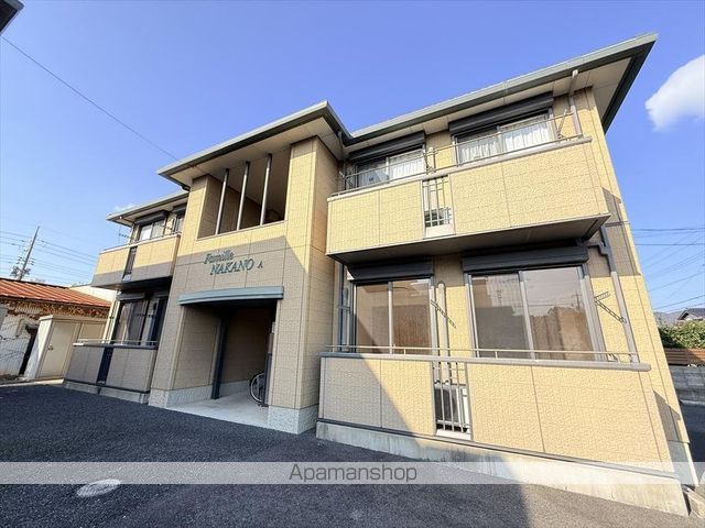 ファミーユ中野 A棟の外観写真