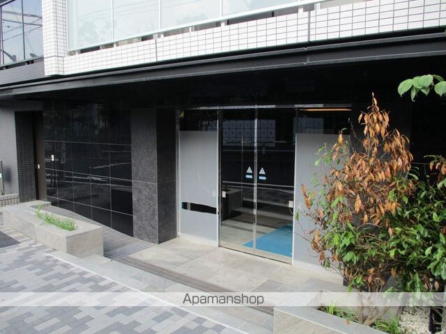 ラティエラ滝野川[2LDK/55.8m2]のエントランス