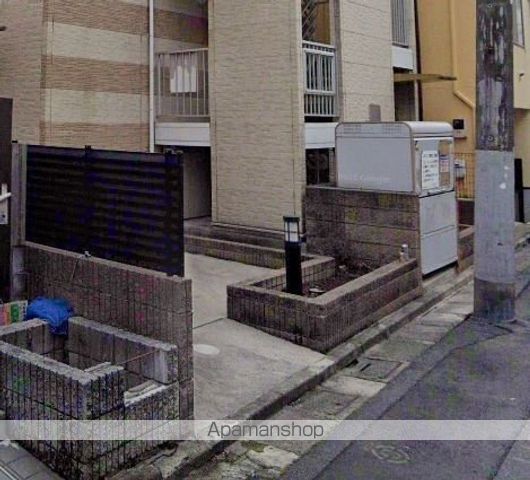 レオパレスサンライズ KWの玄関写真