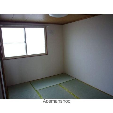 フラワーハイツの玄関写真