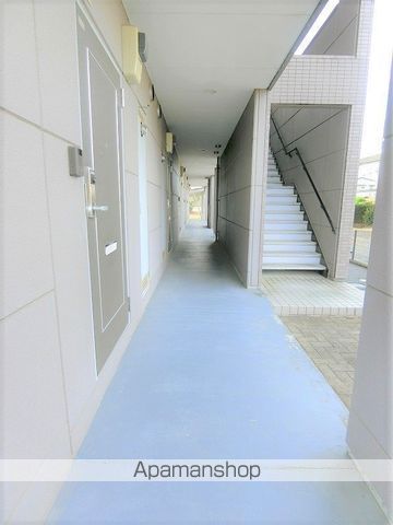 リヴェールの玄関写真