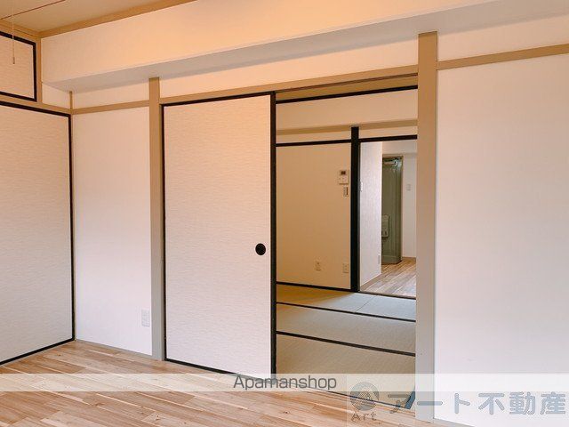 EARTH IZUMIの内装写真