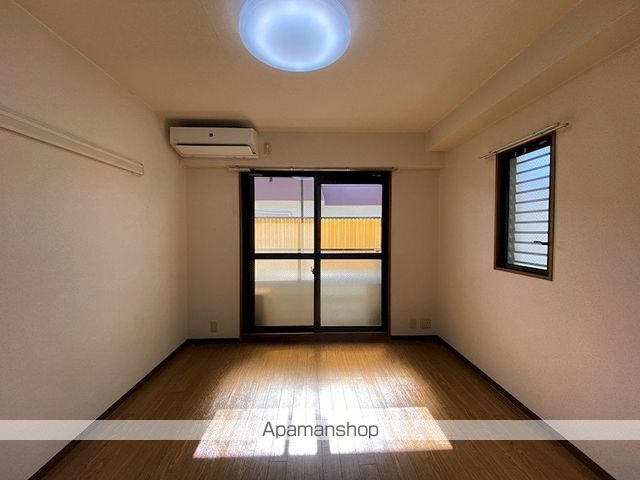 河村ビルの内装写真
